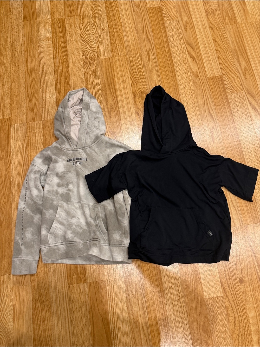 Abercrombie & Fitch Kids Gray Tie-Dye Hoodie & Black Short-Sleeve Hoodie Set